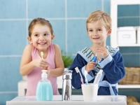 Badezimmer kindersicher machen