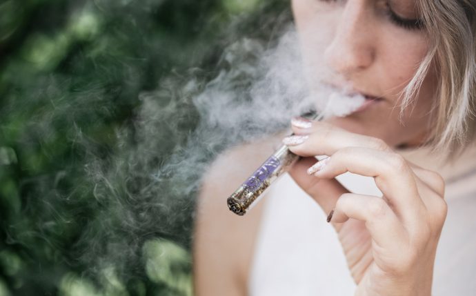 Dampfen statt Rauchen - Die Lust an der E-Zigarette