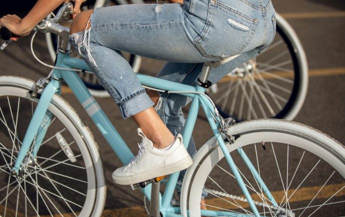 kettenoel-bzw-fahrradschmiere-aus-hose-entfernen-690x434 Kettenöl bzw. Fahrradschmiere aus Hose entfernen