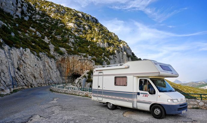 mit-einem-ladebooster-mehr-strom-im-reisemobil-690x410 Mit einem Ladebooster mehr Strom im Reisemobil