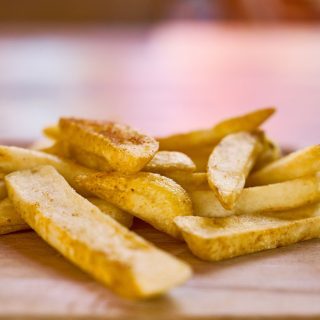 Pommes Frites für die Friteuse selber machen