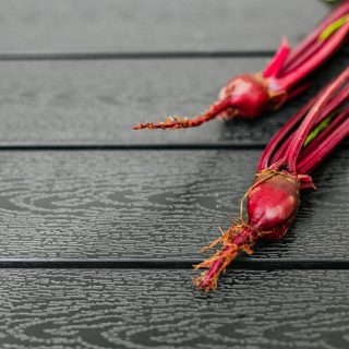 Rote Beete Flecken mit Hausmitteln entfernen