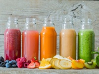 Smoothies mit einem Pürierstab herstellen