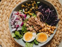 Thunfischsalat mit Zwiebeln und Kidneybohnen - Schritt für Schritt Anleitung