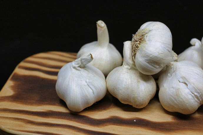 was-hilft-gegen-knoblauch-mundgeruch-690x460 Was hilft gegen Knoblauch Mundgeruch?