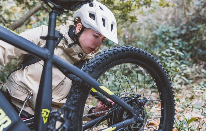 wie-flicke-bzw-repariere-ich-ein-loch-im-fahrradschlauch-690x441 Wie flicke bzw. repariere ich ein Loch im Fahrradschlauch?