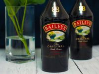 Wie lange ist eine angebrochene Flasche Baileys noch haltbar?