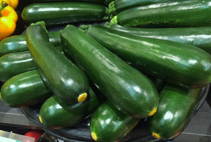 zucchini-lagern-so-gehts-690x464 Zucchini lagern - so geht's